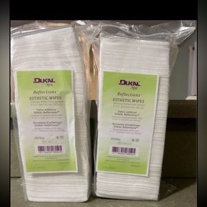 Esthetic Wipes